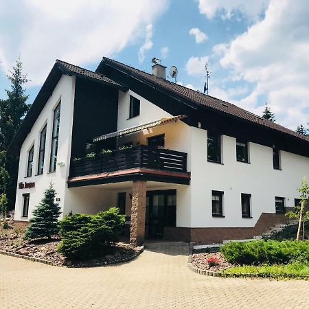 Vila Jensen Harrachov Luaran gambar
