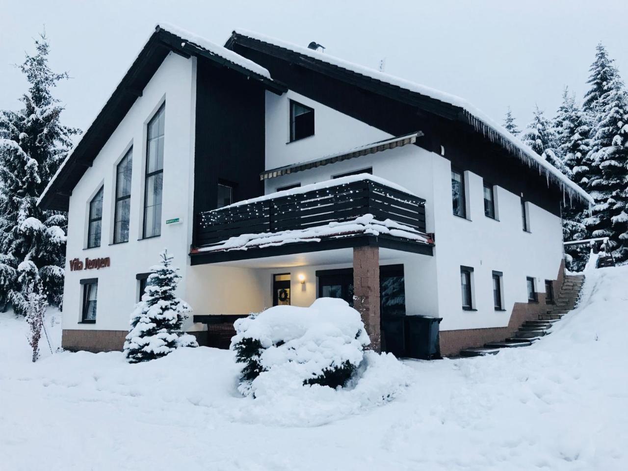 Vila Jensen Harrachov Luaran gambar